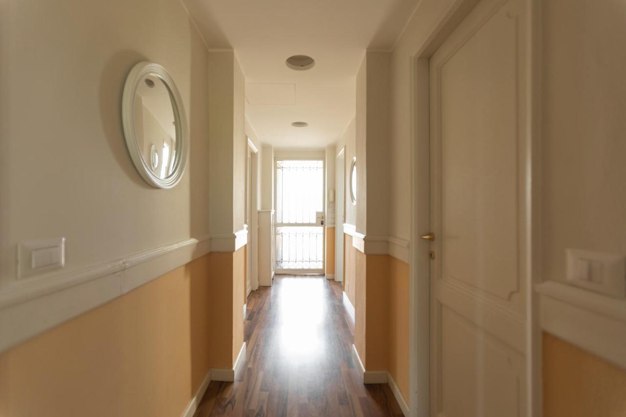 Montenapoleone - Sant Andrea Charme Penthouse Appartement Milan