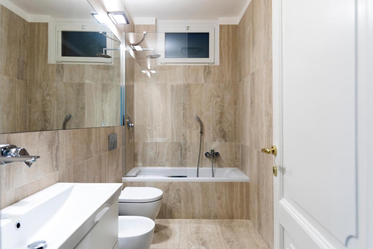 Apartamento Montenapoleone - Sant Andrea Charme Penthouse Milán