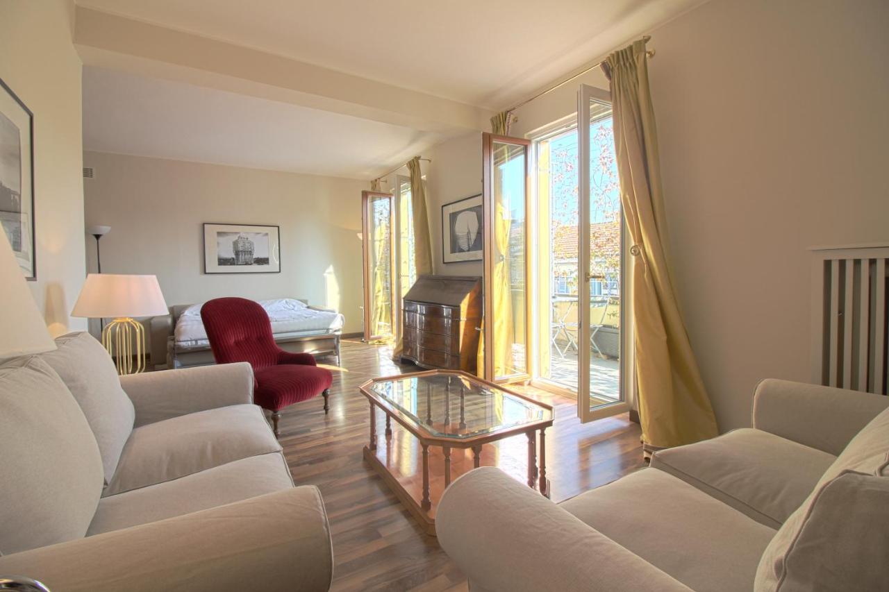 Montenapoleone - Sant Andrea Charme Penthouse Milán